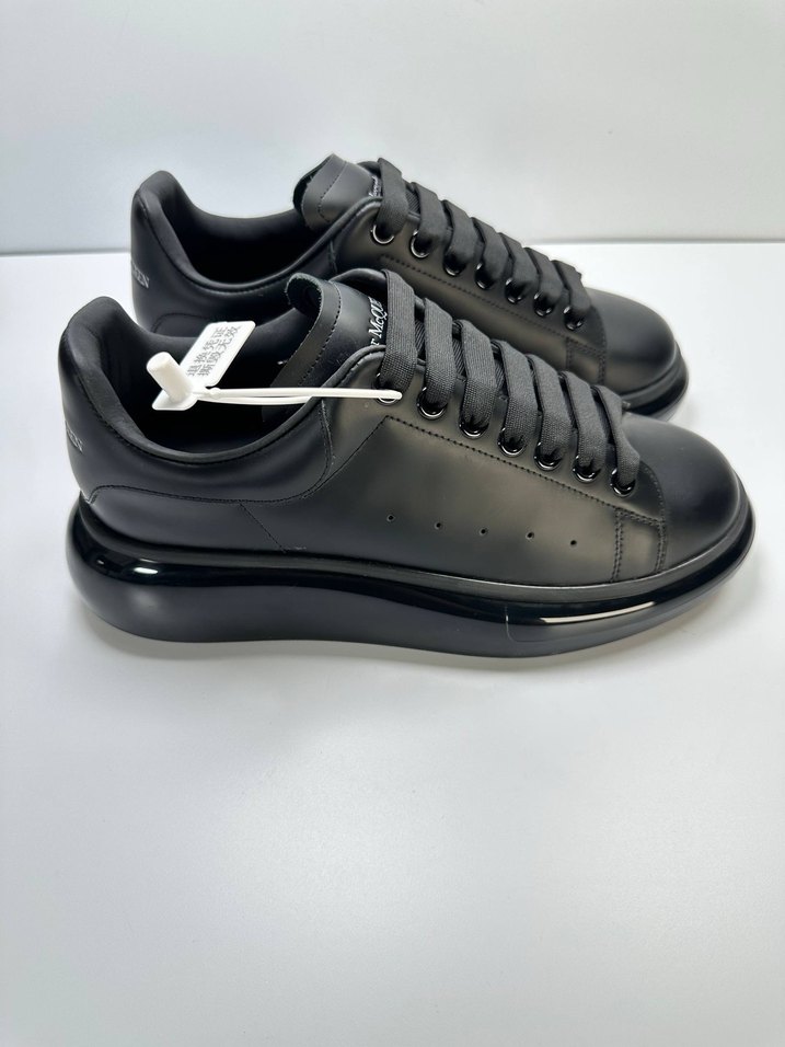 Alexander McQueen 
Men - Görsel 3