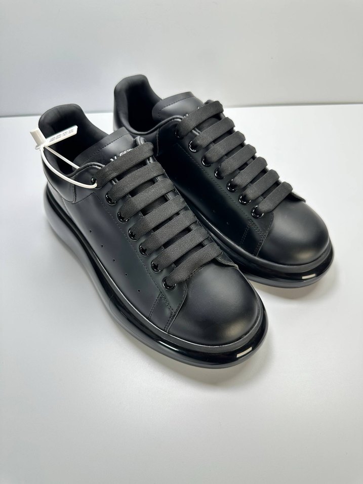 Alexander McQueen 
Men - Görsel 3