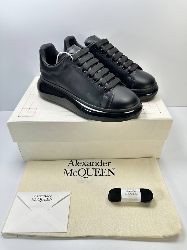 Alexander McQueen 
Men - Görsel 2