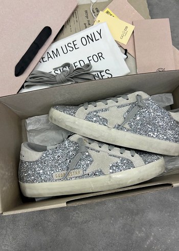 36 Beden beyaz Renk Golden Goose