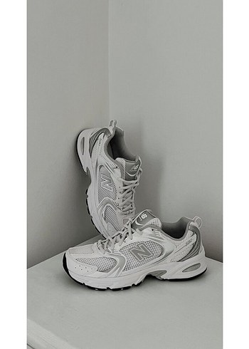 New Balance 530 White & Silver