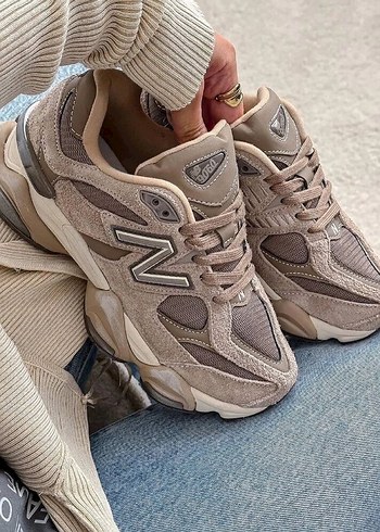New Balance New Balance 9060 Mushroom