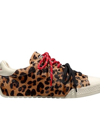 Converse ürünü