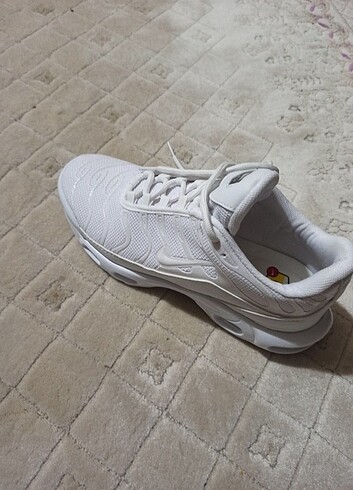 40 Beden beyaz Renk Nike tn