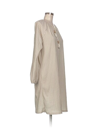 LC Waikiki Kısa Elbise %70 İndirimli. - Görsel 2