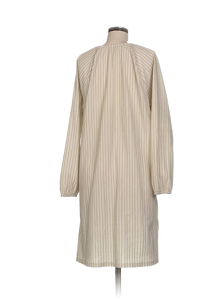 LC Waikiki Kısa Elbise %70 İndirimli. - Görsel 3