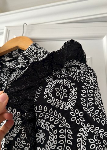 H&M Siyah Desenli kolları detaylı elbise