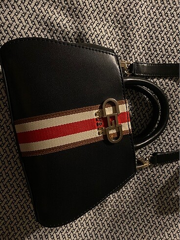 Guess mini çanta