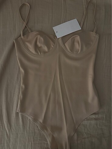 Zara body