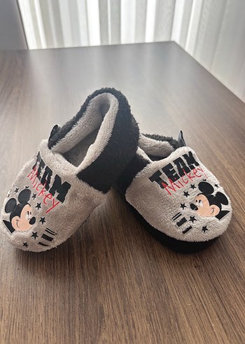 Erkek Çocuk Gri Mickey Baskılı Sıcak Terlik