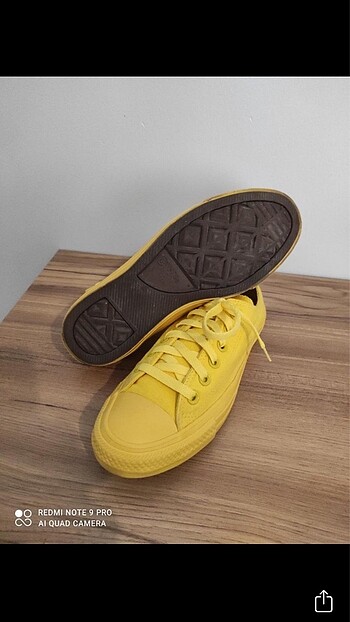 39 Beden sarı Renk Converse ayakkabı