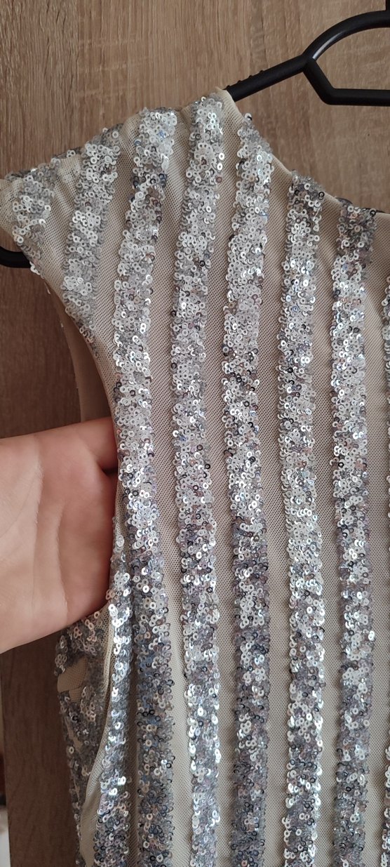 Boncuk İşlemeli V Yaka Uzun Abiye payet Elbise - Görsel 3