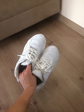 39 Beden beyaz spor ayakkabı