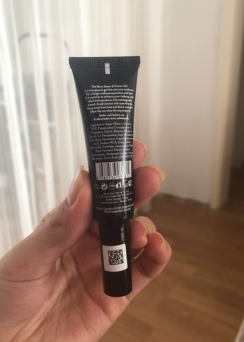 Flormar Flormar Parlak Bej Kaş Sabitleyici ve Baz Jeli