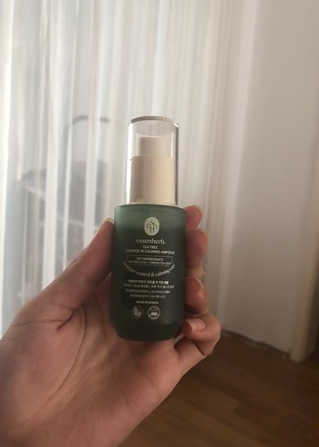 Yves Rocher essenherb Çay Ağacı Sakinleştirici Serum