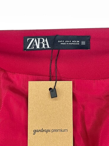 s Beden kırmızı Renk Zara Blazer %70 İndirimli.