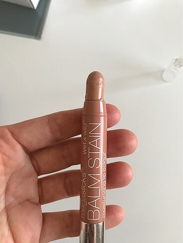  Beden kahverengi Renk Nude lipstick