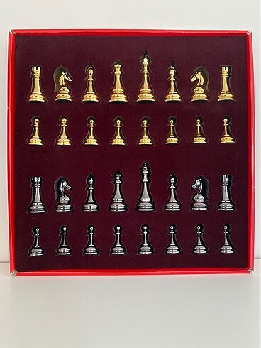 Metal Satranç Taşları