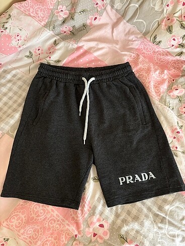 Prada şort