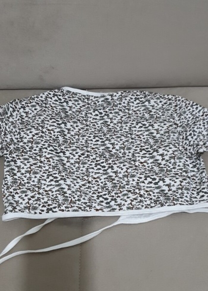 Kısa kollu bolero - Görsel 4