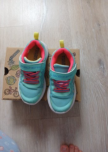 25 Beden Skechers Kız Çocuk Turkuaz Renkli Spor Ayakkabı
