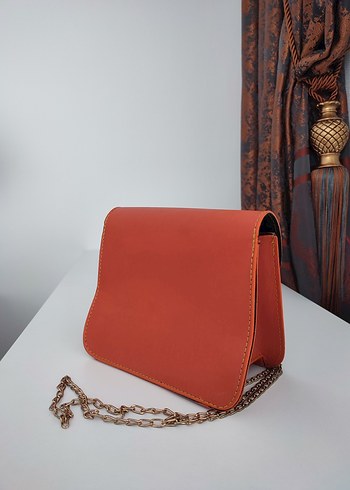 Zincir Detaylı Turuncu Deri Kadın Çanta - Görsel 4