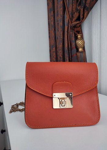 Zincir Detaylı Turuncu Deri Kadın Çanta - Görsel 6