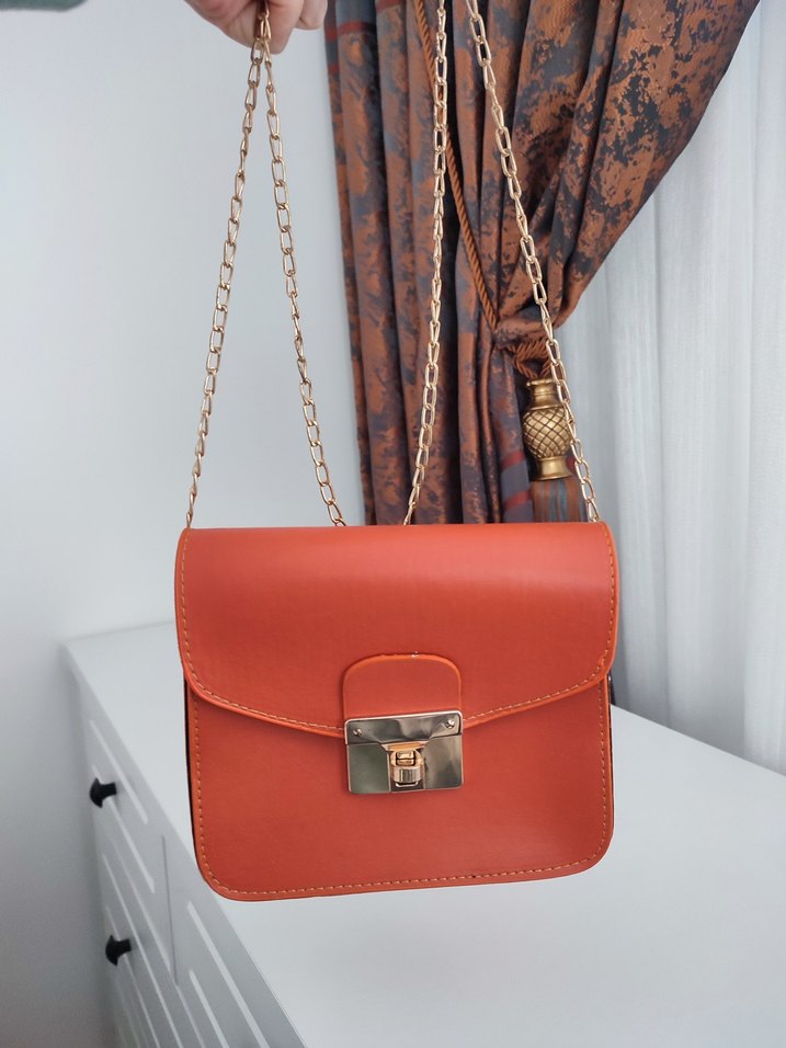 Zincir Detaylı Turuncu Deri Kadın Çanta - Görsel 5