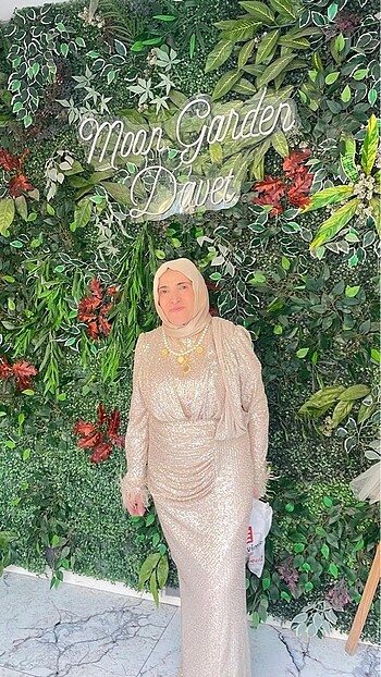 MODANİSA PAYETLİ BEJ TESETTÜR ABİYE