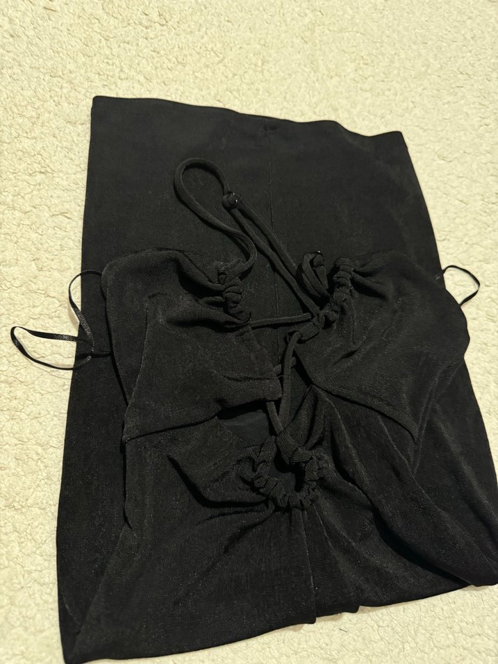 Siyah  bershka  elbise - Görsel 2