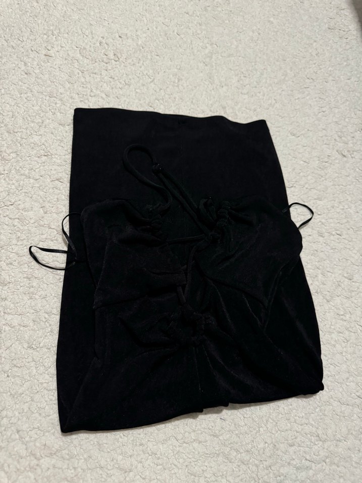 Siyah  bershka  elbise - Görsel 4