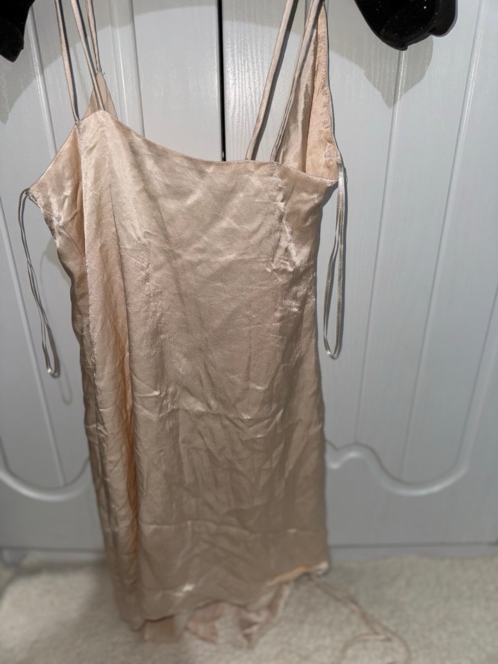 Zara pudra Parıltılı Midi Drapeli V Yaka Elbise - Görsel 5