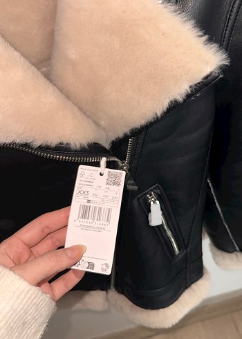 Mango Kürk Detaylı Ceket - Görsel 2