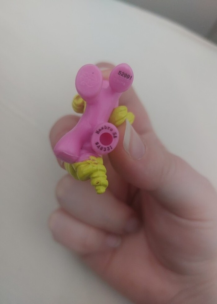 MLP Junebug Mini Figür - Görsel 3