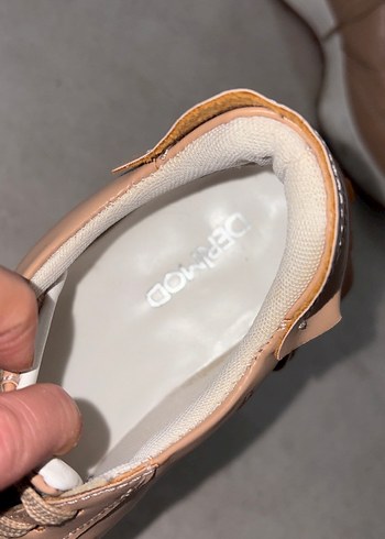 Bej Deri Stiletto Topuklu Kadın Spor Ayakkabı - Görsel 3