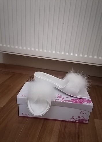 Tüylü Gelin terliği - Görsel 3