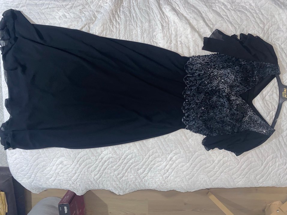 Siyah Drapeli Uzun Kadın Abiye Elbise - Görsel 2