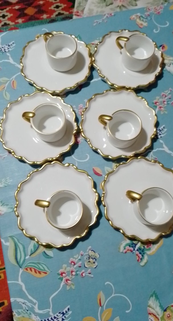 Altın Detaylı Beyaz Kahve Fincan Takımı - Görsel 4