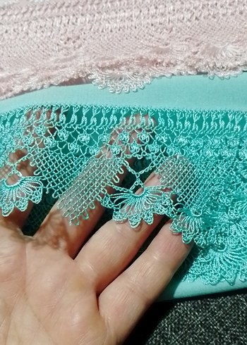 el emeği igne oyası namaz başörtüsü - Görsel 2