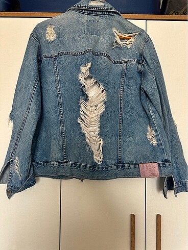 Pull&Bear Denim Yırtık Detaylı Kot Ceket - Görsel 6