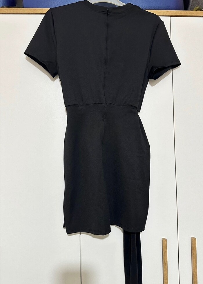 Bershka Kısa Kollu Önü Büzgülü Elbise - Görsel 4