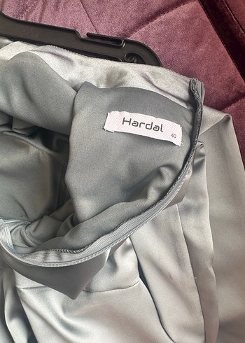 Gri (Adaçayı Yeşili) Uzun Kollu Drapeli Kadın Abiye Elbise - Görsel 7