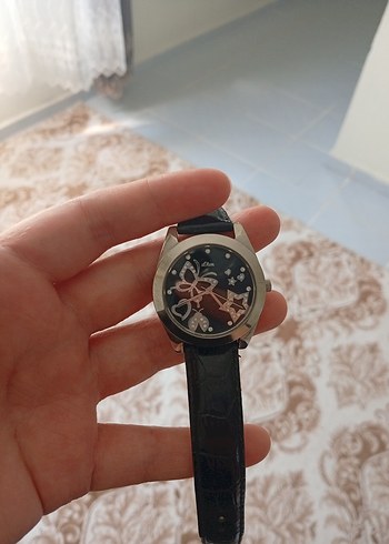Kemer Tokalı Siyah Gotik Kadın Saati