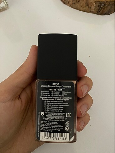 Beden Wet n wild photofocus mat fondöten