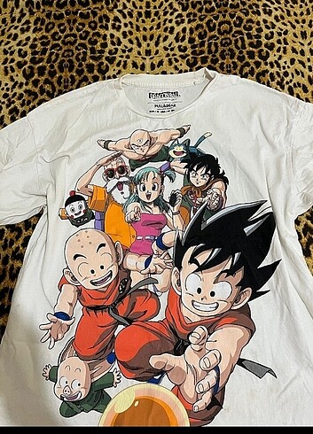 Pull and bear tshirt