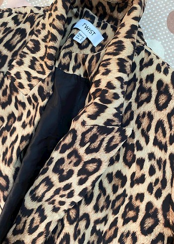 Leopar Desenli Kadın blazer - Görsel 2
