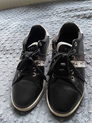 38 Beden Guess ayakkabı
