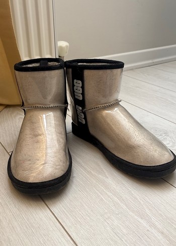 Ugg 38