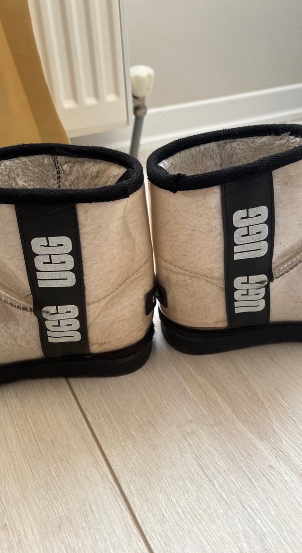 UGG Gri Beyaz Metalik Kadın Bot - Görsel 5