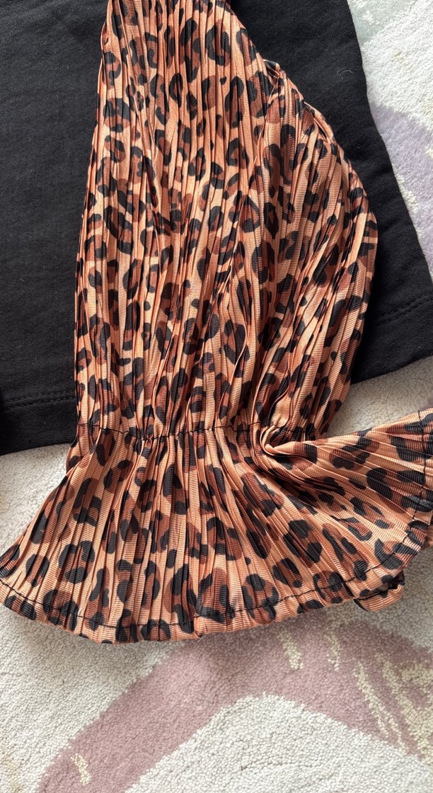 Kahverengi Yılan Desenli Kürklü Kadın Bluz - Görsel 2